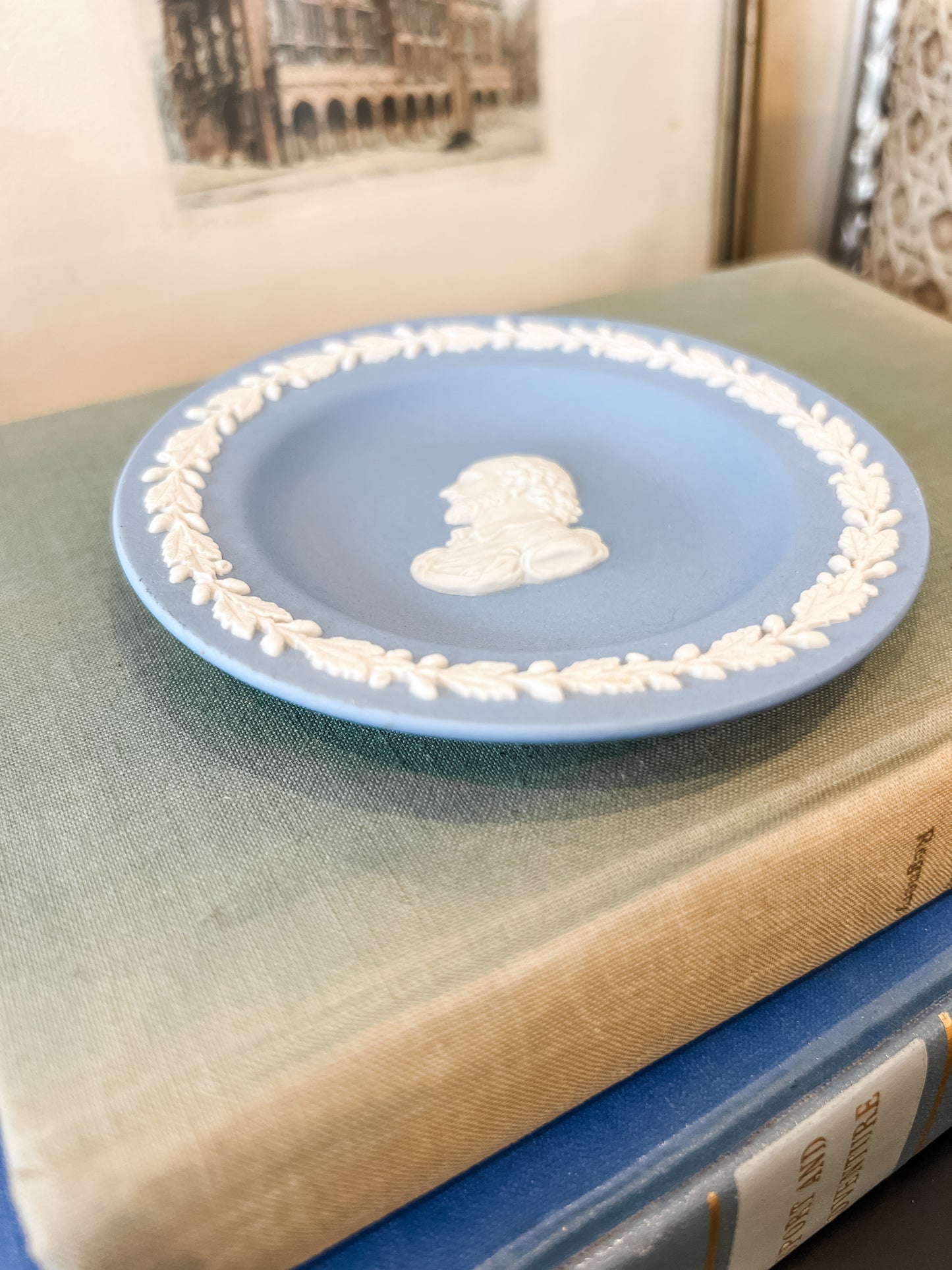 Wedgwood Shakespeare Jewelry Plate